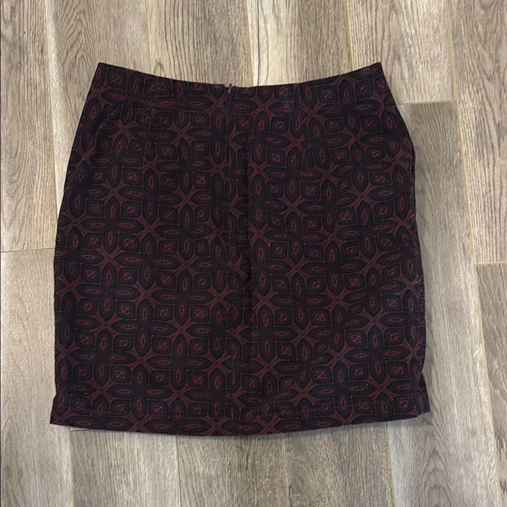 Banana Republic Red Burgundy Patterned Pencil Skirt Size 0 - Picture 3 of 11